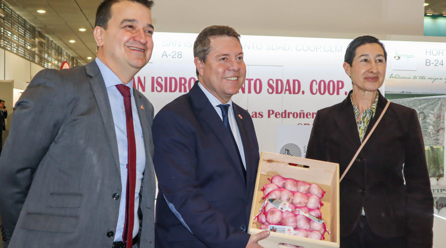 García-Page apoya a la industria agroalimentaria desde Berlín